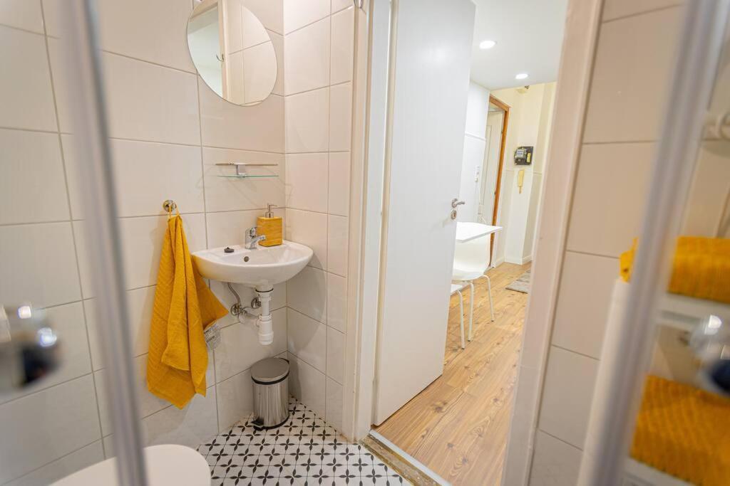 2 Bedroom Apartment In The Dob Street, Emerald Budapesta Exterior foto