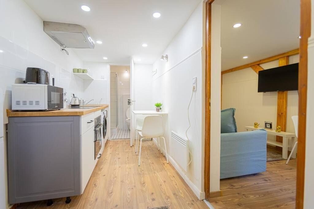 2 Bedroom Apartment In The Dob Street, Emerald Budapesta Exterior foto
