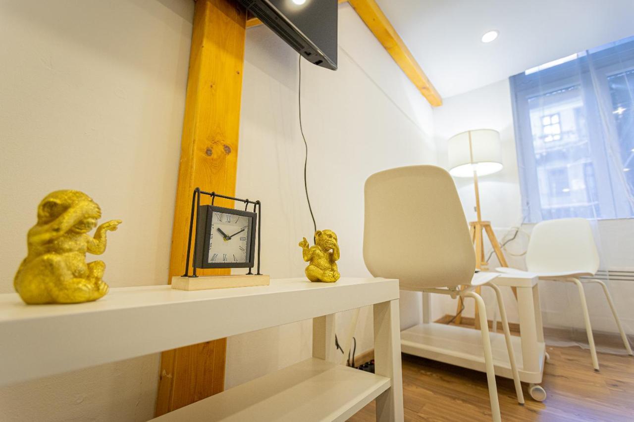 2 Bedroom Apartment In The Dob Street, Emerald Budapesta Exterior foto