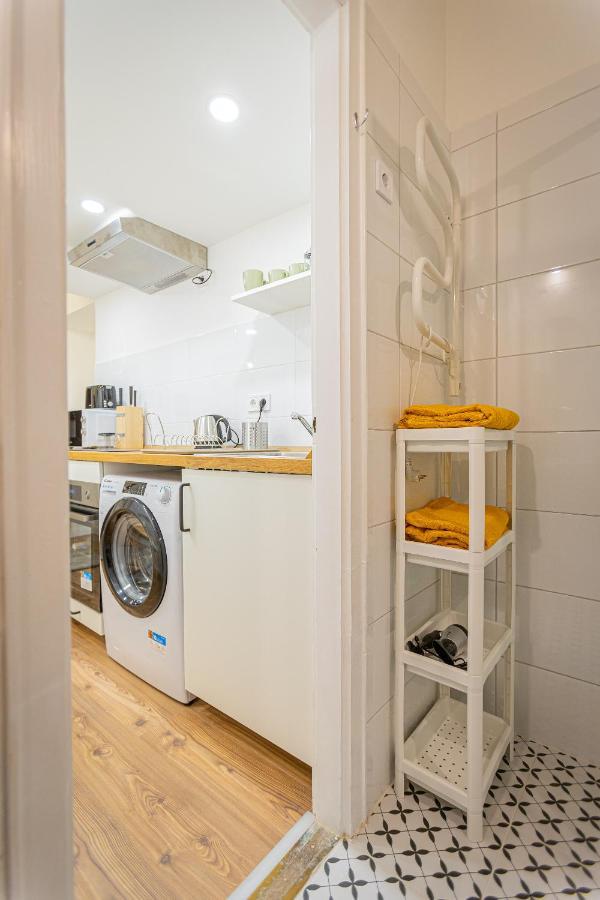 2 Bedroom Apartment In The Dob Street, Emerald Budapesta Exterior foto